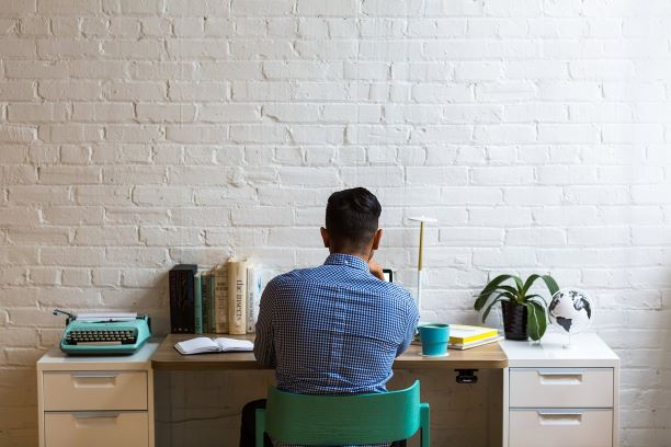 Dia do Trabalho, Mercado de trabalho, negócio online