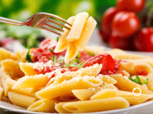 Salada de penne com berinjela - Site Cultura Alternativa