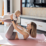 Yoga conexão entre mãe e filhos - Cultura Alternativa