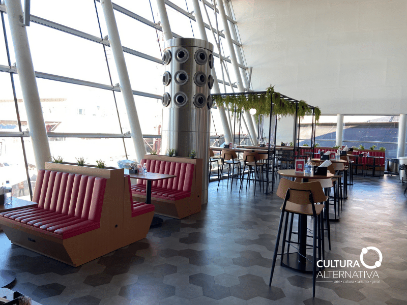 Riviera Bar no aeroporto de Brasília - Cultura Alternativa