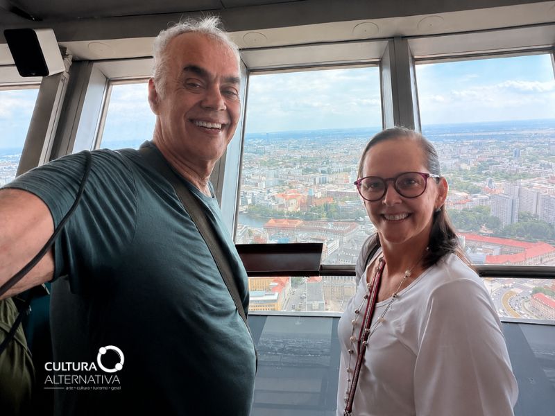Cultura Alternativa visita a Berlim TV Tower - Cultura Alternativa