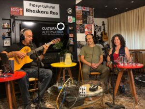 Sarau Cultura Alternativa com Alexandre Bruno e Bya Braga - Cultura Alternativa